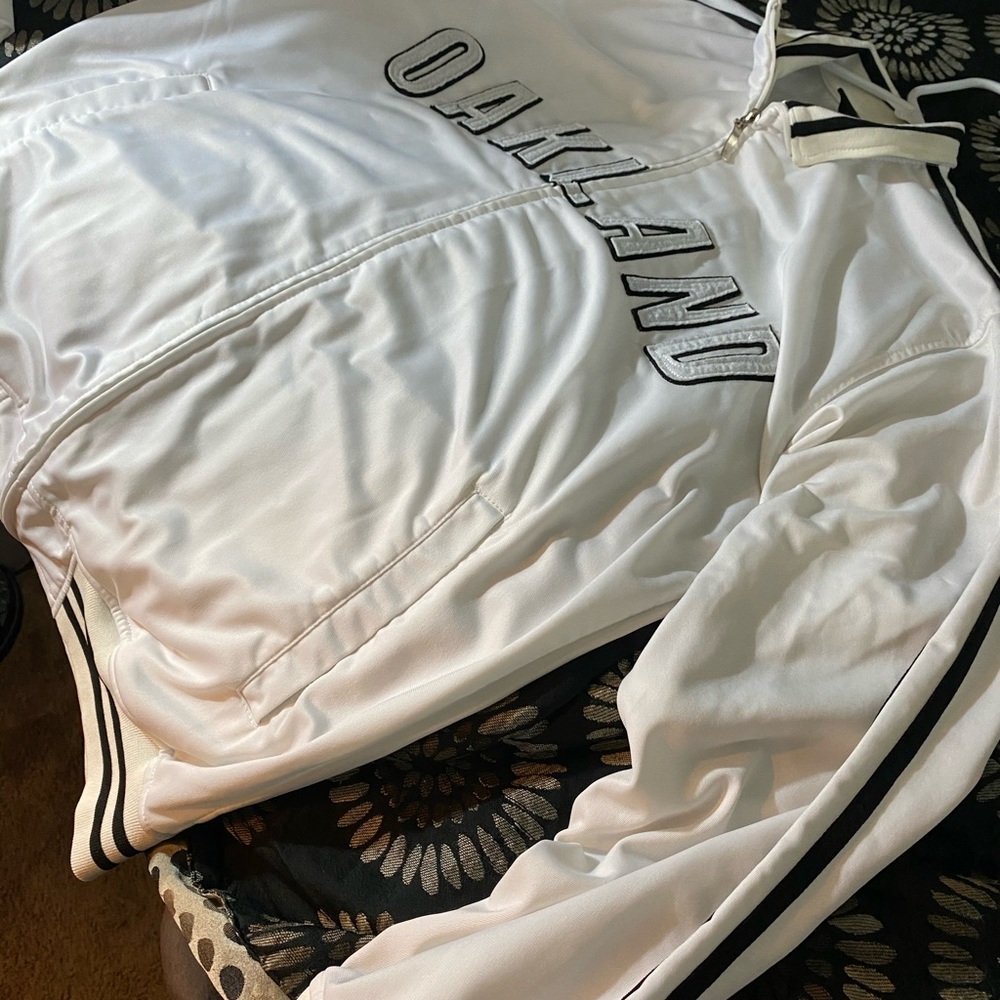 Raiders sweater